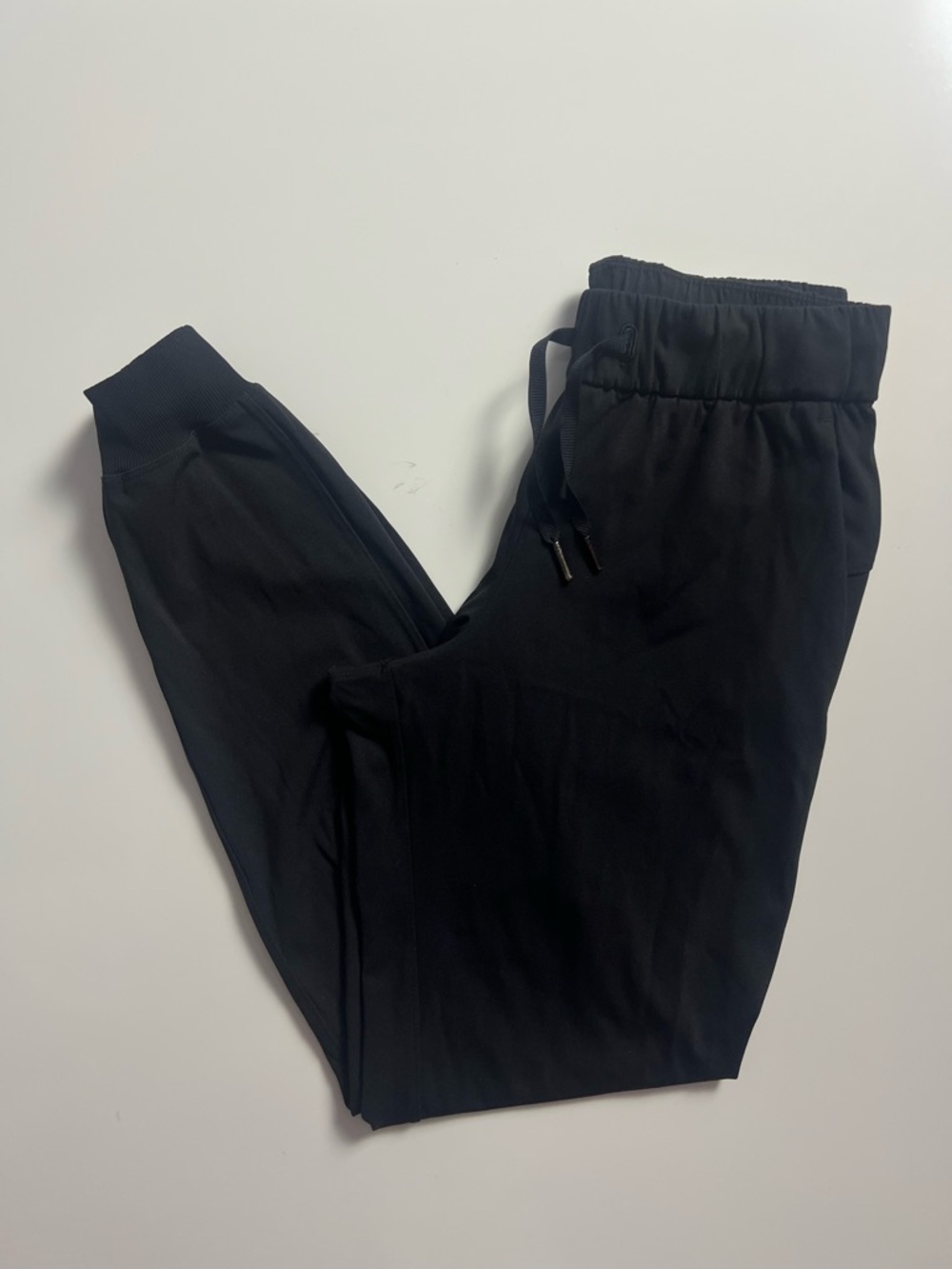 Lululemon On The Fly Jogger *Luxtreme, Black, Size 2